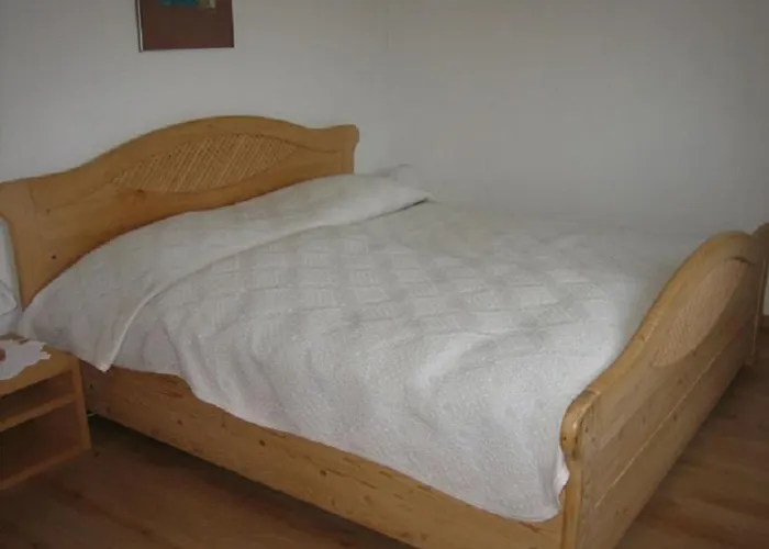 Er Liung - Fuer Max. 3 Personen Falera